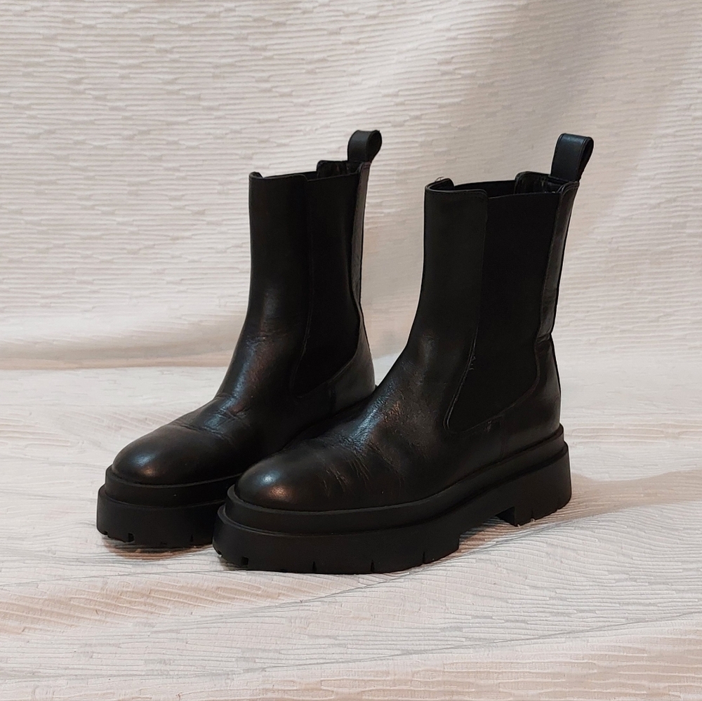 Zara Black Chunky Platform Chelsea Booties EU 36